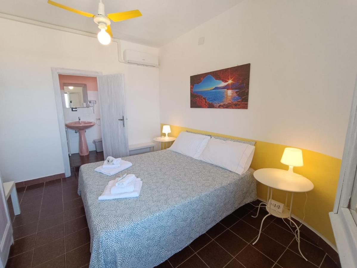 Alabe Hotel Marina Di Tresnuraghes Exteriér fotografie
